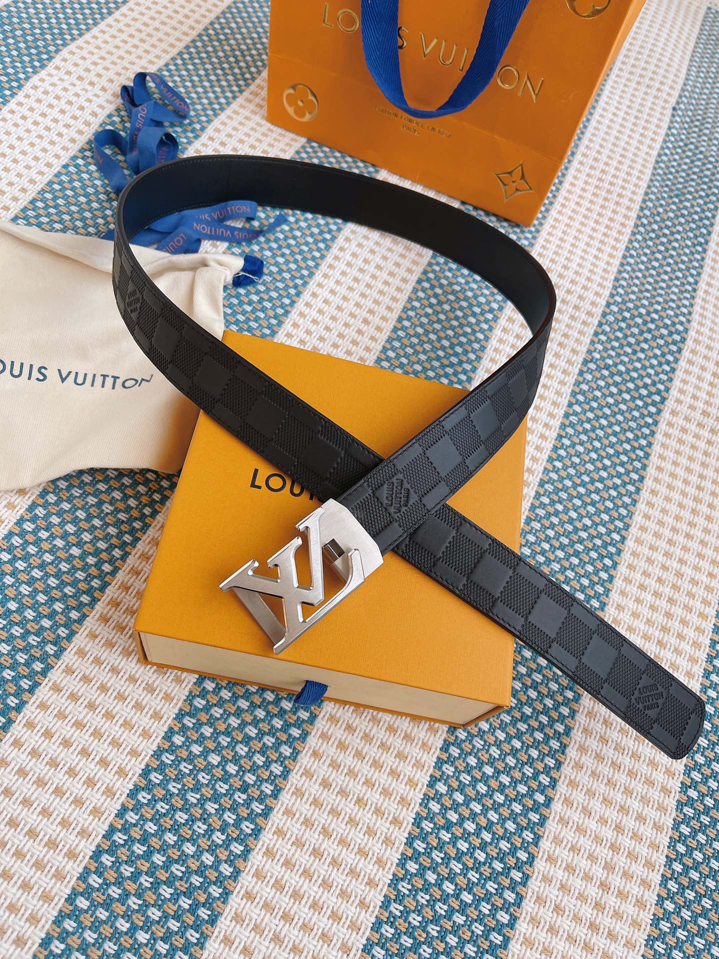 Louis Vuitton Men's LV Initiales 40mm Reversible Belt - Damier Infini Leather, Onyx Black, Silver-Tone Hardware