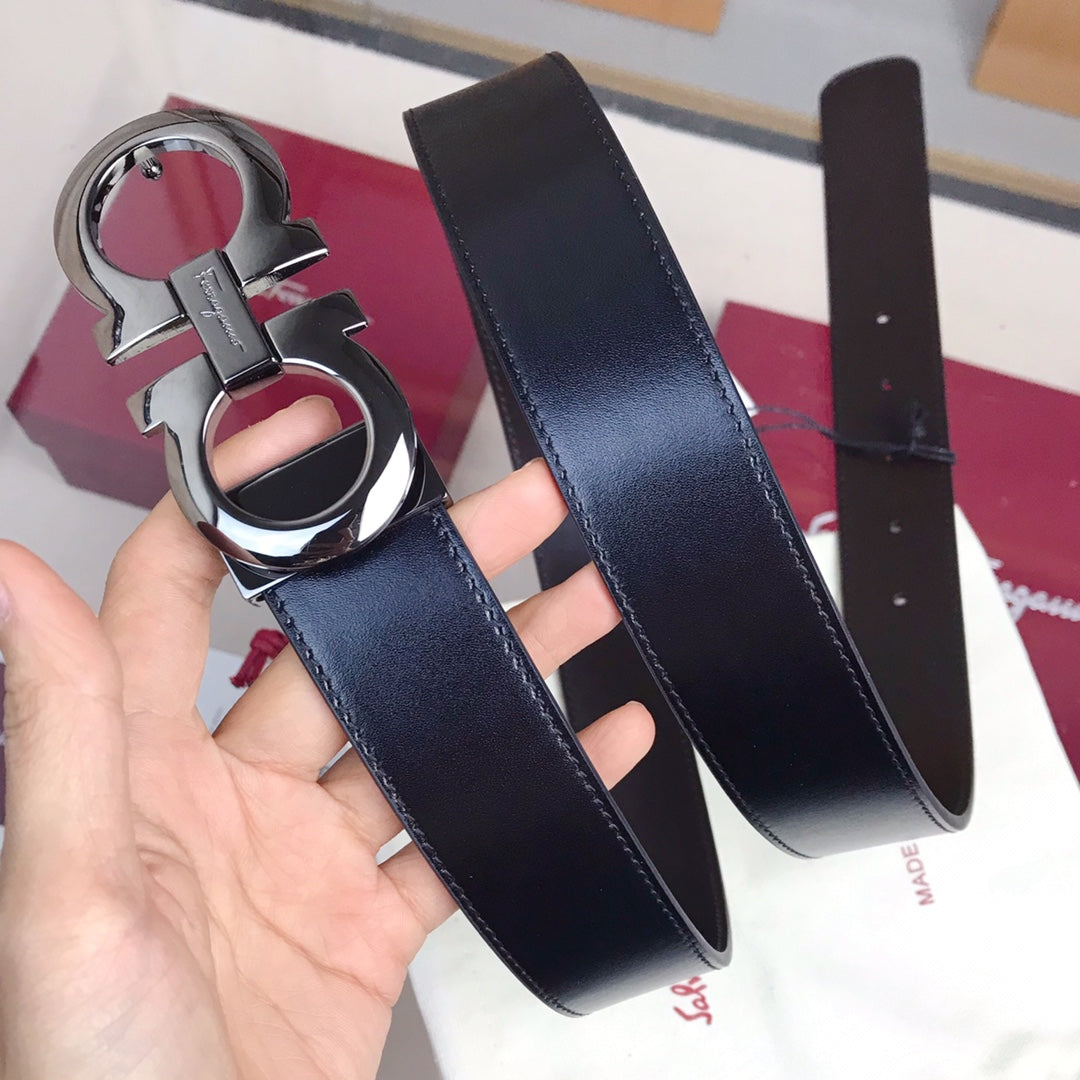 Salvatore Ferragamo Men's Reversible Leather Belt with Gunmetal Gancini Buckle - Black