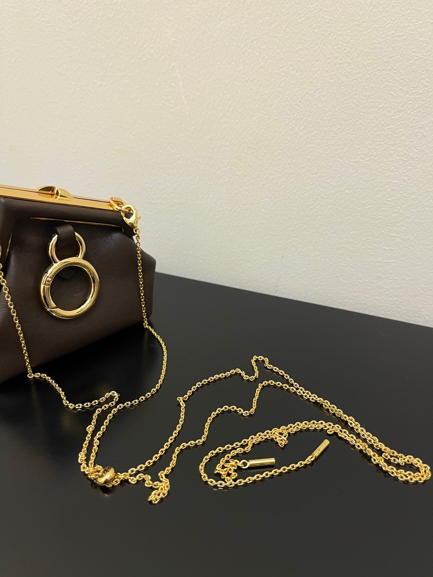 Vintage Style Brown Mini Frame Bag with Gold Chain Strap - Kiss Lock Crossbody Pouch