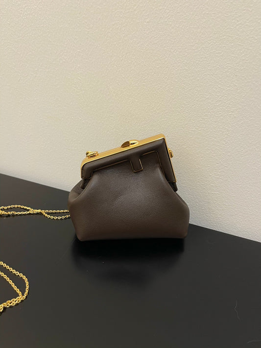 Vintage Style Brown Mini Frame Bag with Gold Chain Strap - Kiss Lock Crossbody Pouch