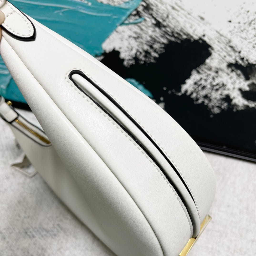 Elegant White Leather Crescent Hobo Shoulder Bag for Women