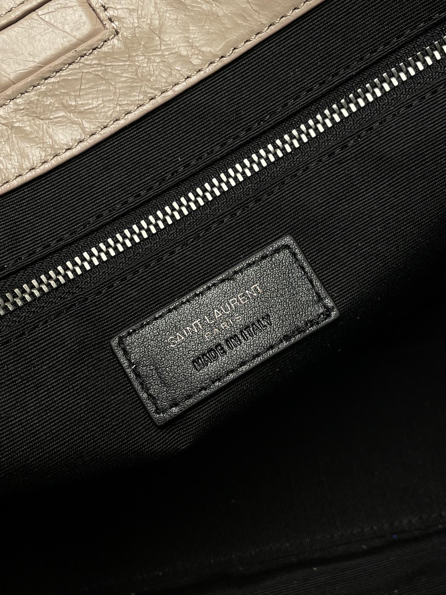 Saint Laurent Niki Medium Shoulder Bag in Crinkled Vintage Leather - Beige