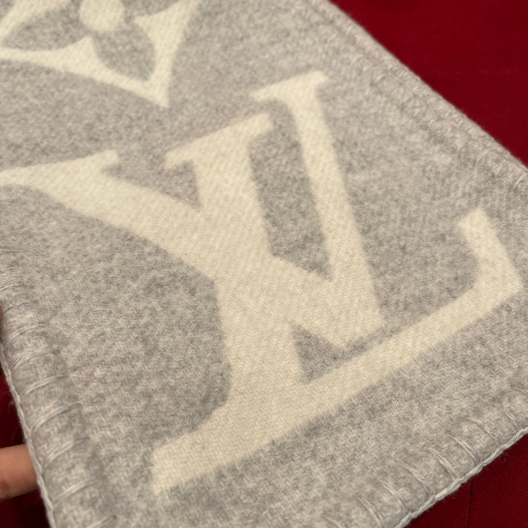 Louis Vuitton Logomania Monogram Scarf - Light Grey &amp; White Wool Cashmere Knit Designer Winter Scarf
