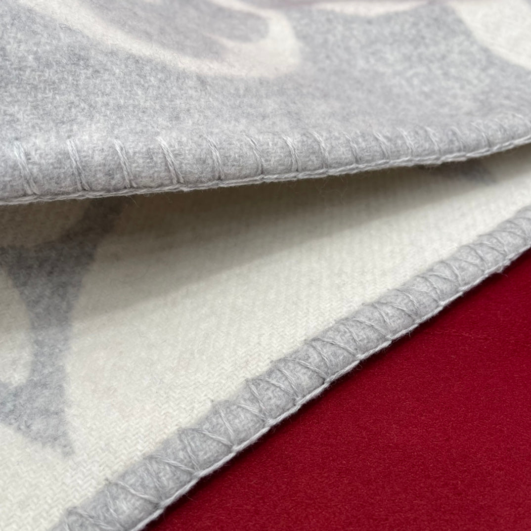 Louis Vuitton Logomania Monogram Scarf - Light Grey &amp; White Wool Cashmere Knit Designer Winter Scarf