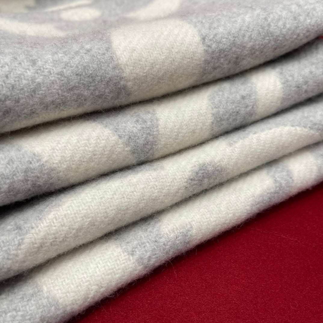 Louis Vuitton Logomania Monogram Scarf - Light Grey &amp; White Wool Cashmere Knit Designer Winter Scarf