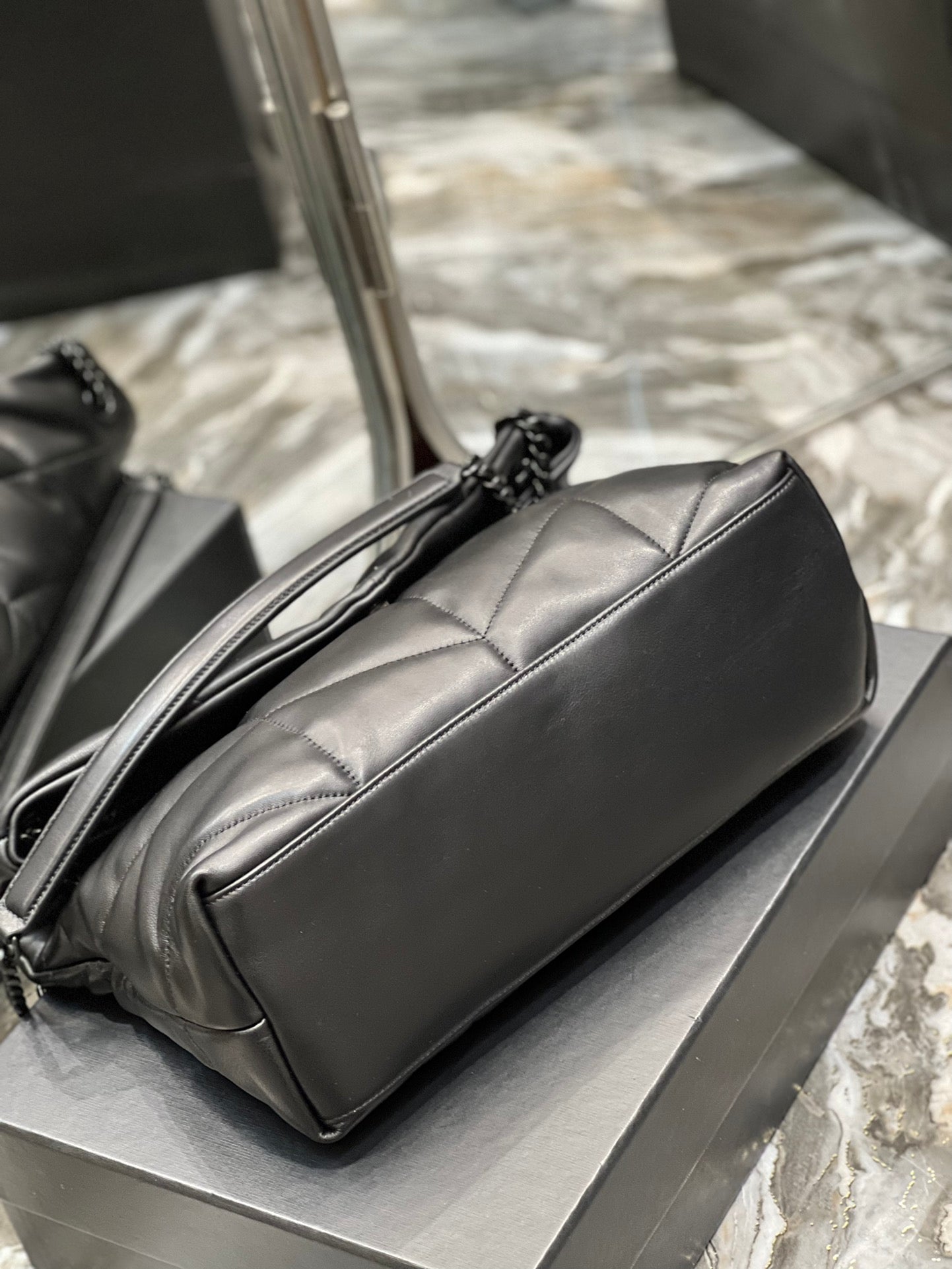 Saint Laurent Small Loulou Shoulder Bag in Quilted Leather - Black