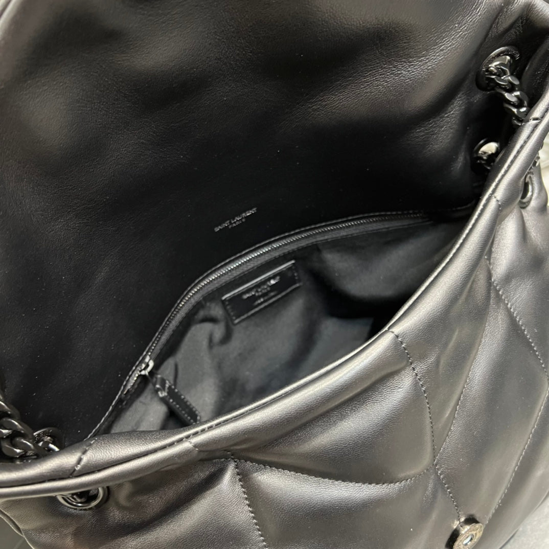 Saint Laurent Small Loulou Shoulder Bag in Quilted Leather - Black