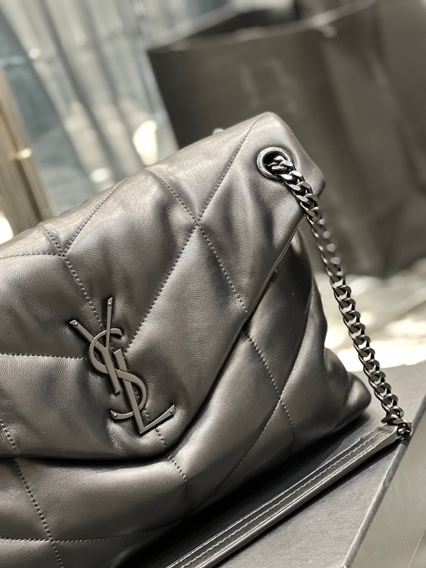Saint Laurent Small Loulou Shoulder Bag in Quilted Leather - Black