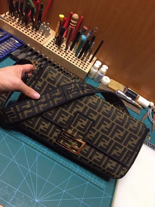 Vintage Fendi Zucca Monogram Canvas Baguette Shoulder Bag - Brown/Black