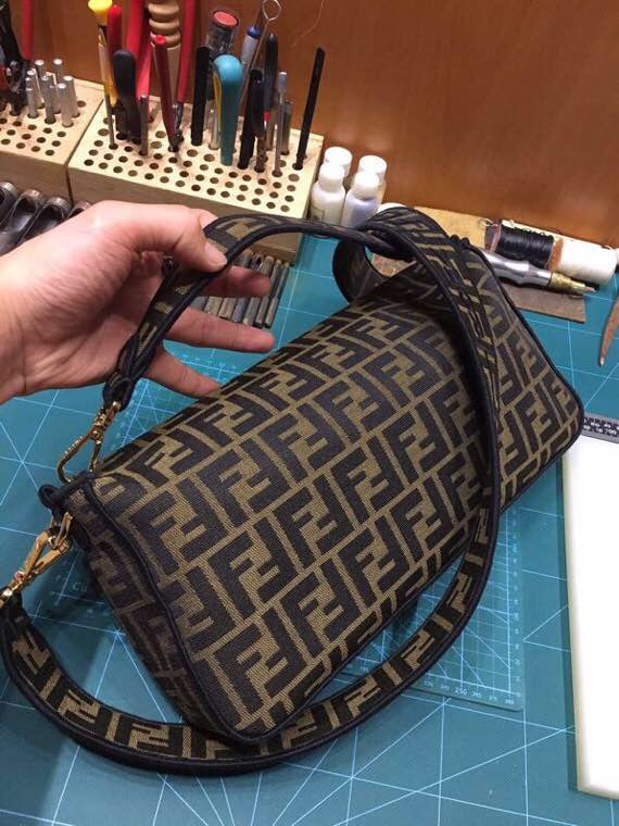 Vintage Fendi Zucca Monogram Canvas Baguette Shoulder Bag - Brown/Black