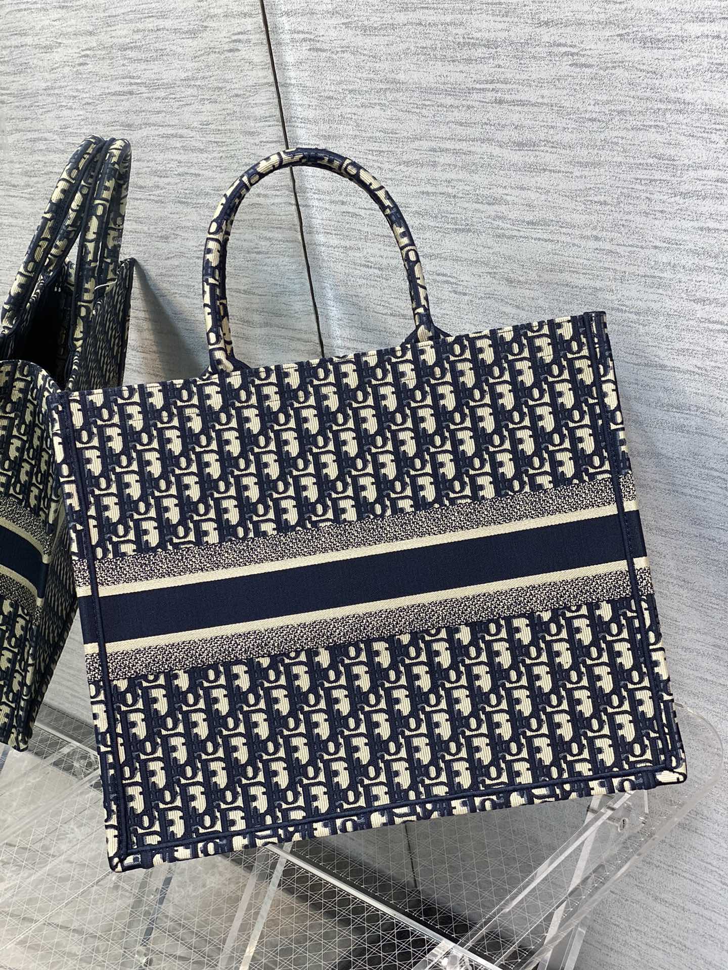 Christian Dior Large Book Tote Blue Dior Oblique Embroidery