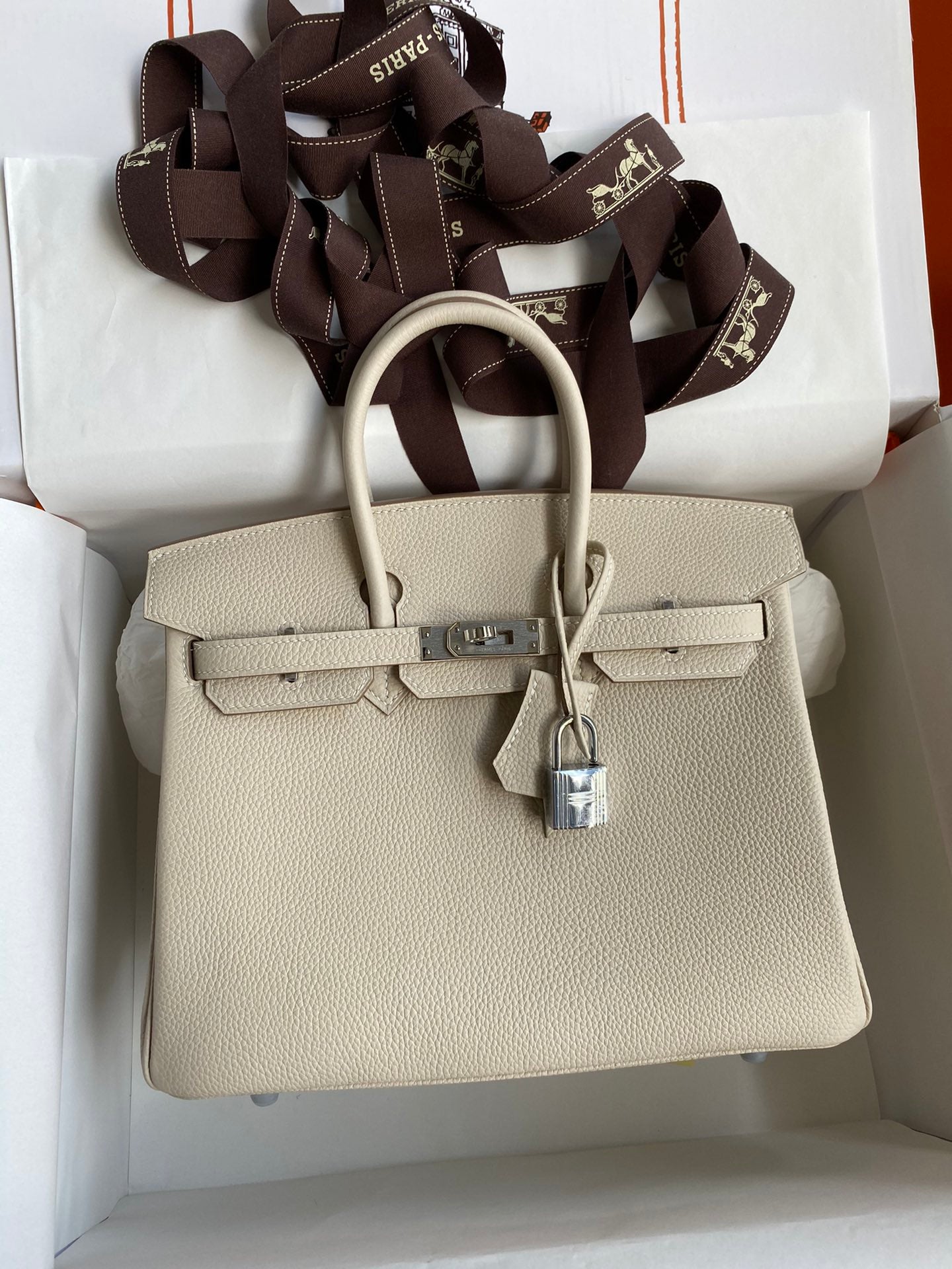 Hermès Birkin 25 Handbag in Cream Leather with Palladium Hardware