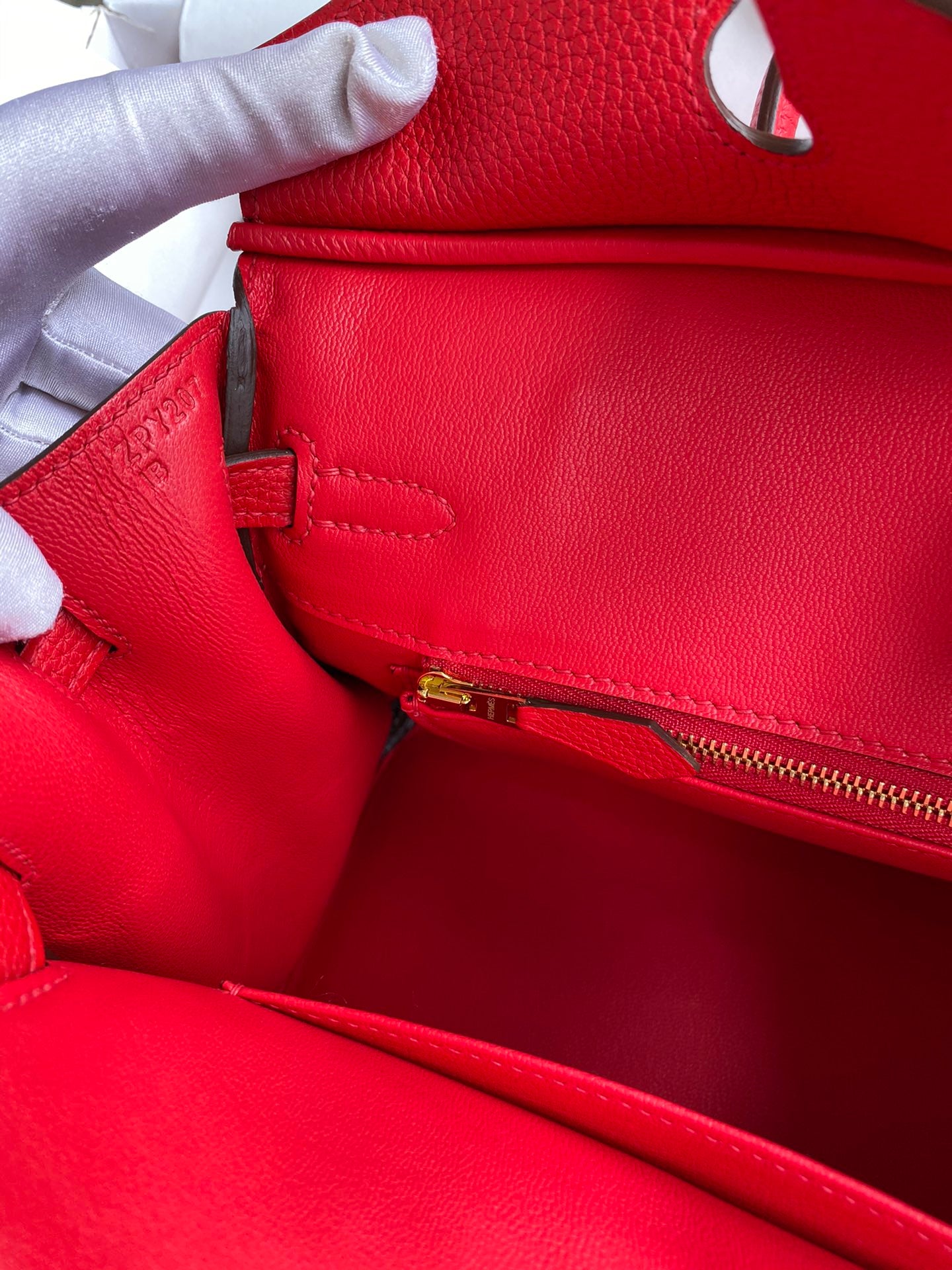 Hermès Birkin 25 Red Togo Leather with Gold Hardware