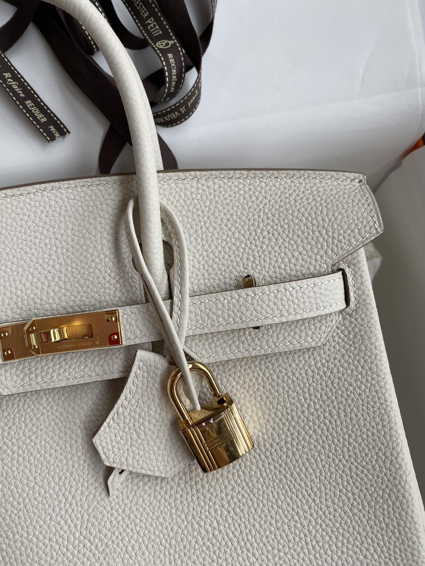 Luxury Cream Leather Handbag with Gold-Tone Hardware - Classic Top Handle Design