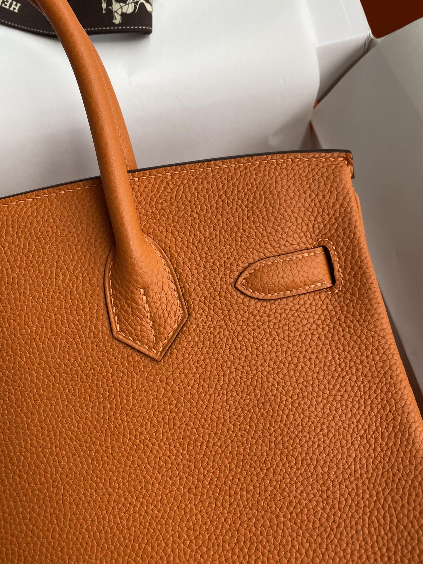 Hermès Birkin Handbag Orange Leather with Gold-Tone Hardware