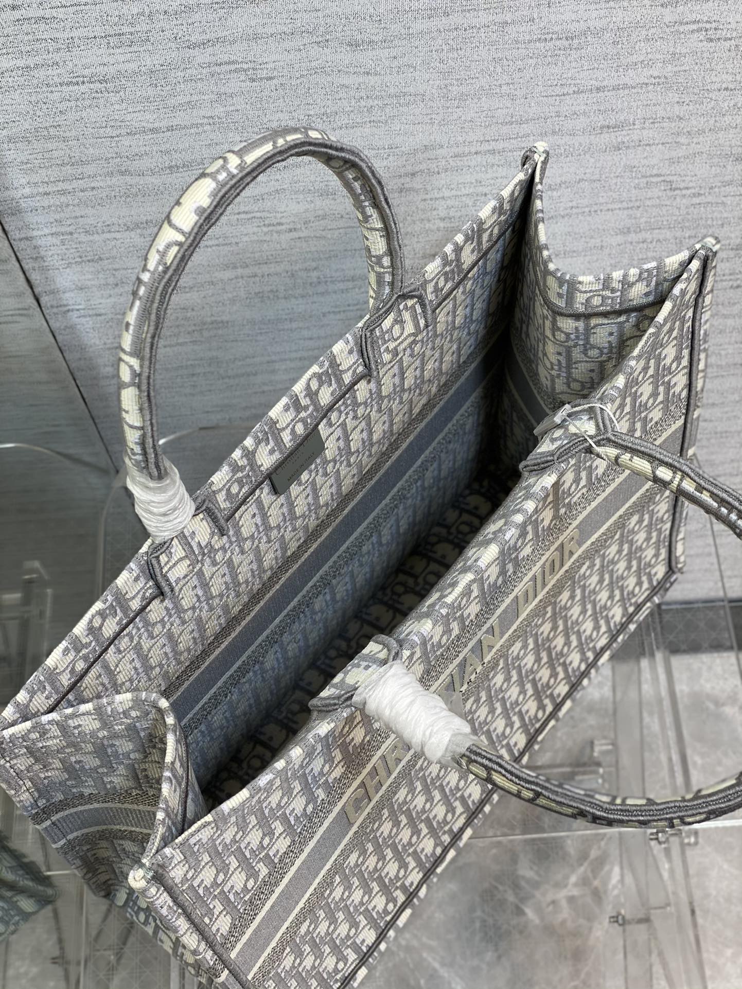 Christian Dior Large Book Tote Grey Dior Oblique Embroidery