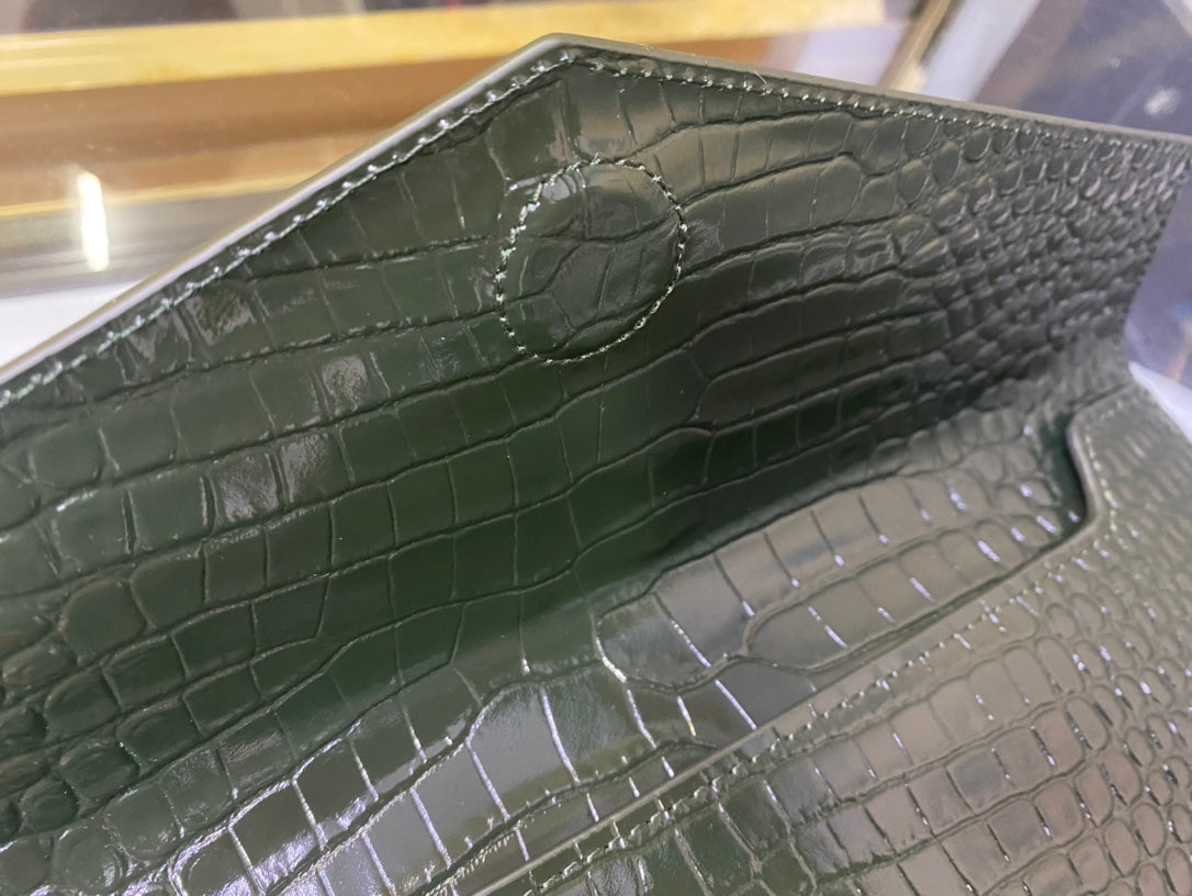 Saint Laurent Cassandre Envelope Clutch in Crocodile-Embossed Leather - Dark Green
