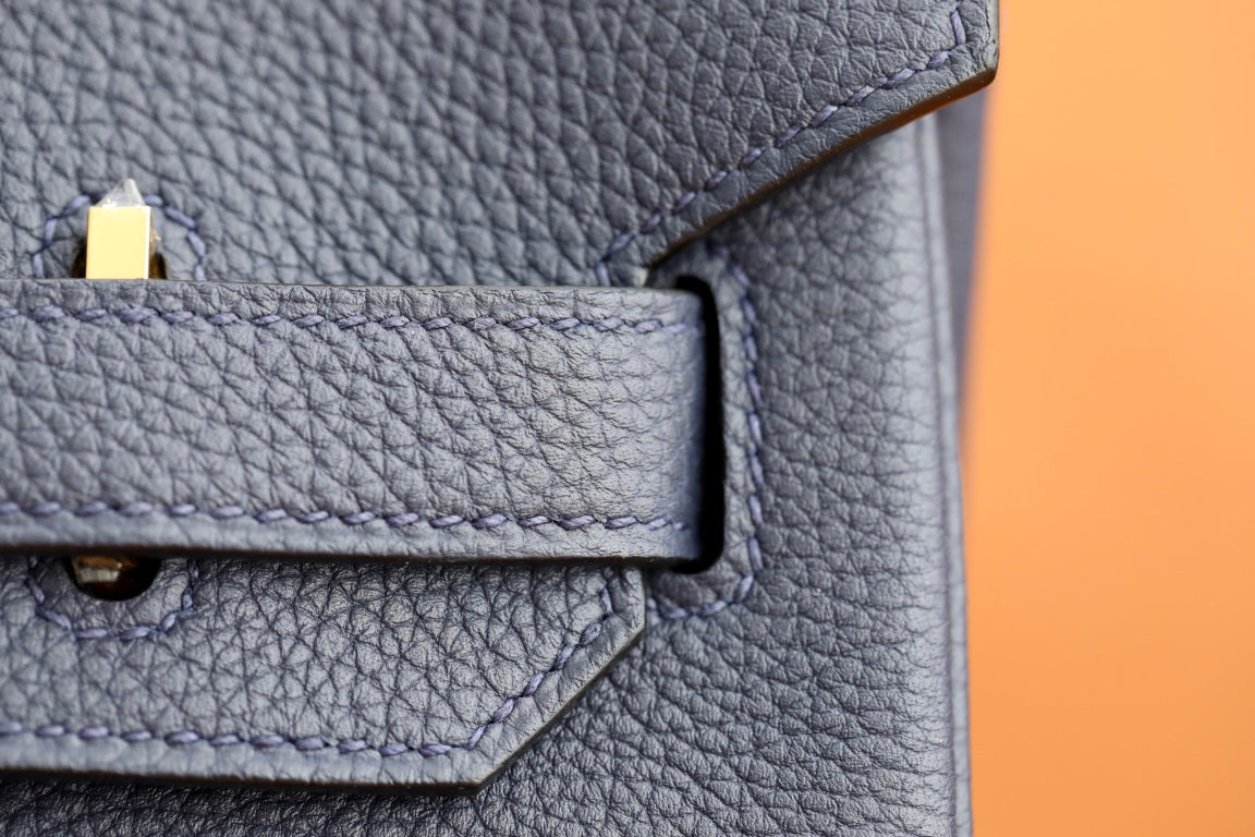 Elegant Navy Blue Leather Handbag with Gold Hardware - Classic Structured Tote