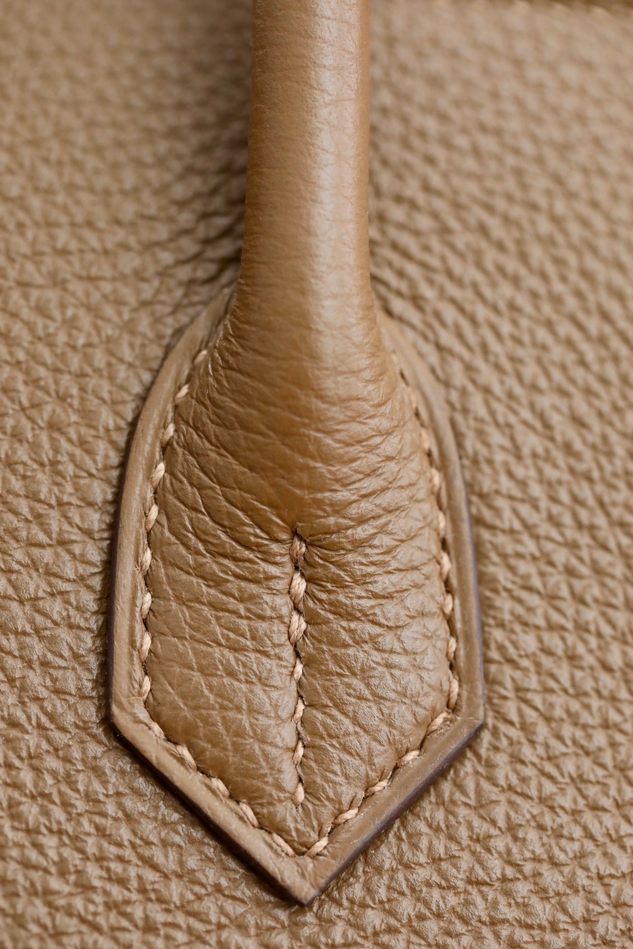 Elegant Taupe Leather Handbag - Classic Birkin Style Top Handle Tote