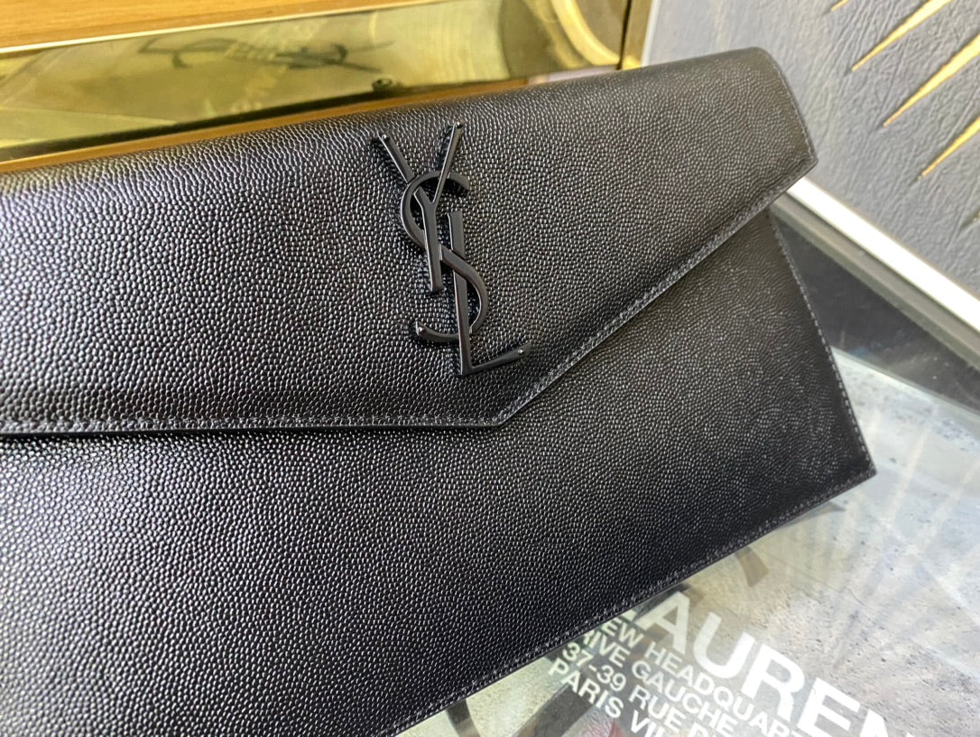 Saint Laurent Uptown Pouch in Grain de Poudre Embossed Leather - Black