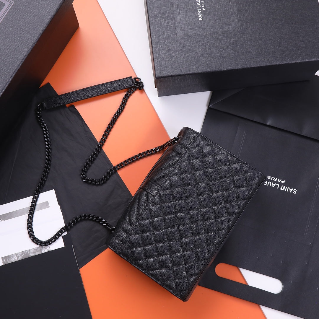 Saint Laurent Medium Envelope Bag in Quilted Leather - All Black