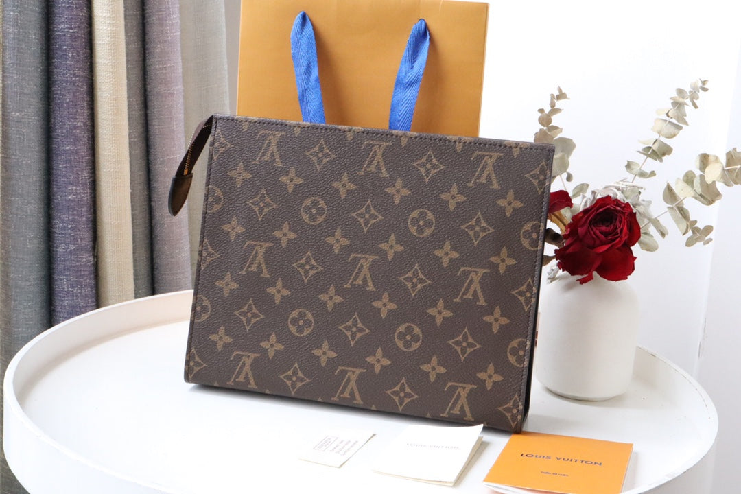 Louis Vuitton Monogram Pochette Voyage MM - Brown Canvas Luxury Clutch Bag