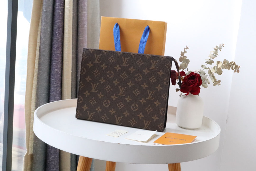 Louis Vuitton Monogram Pochette Voyage MM - Brown Canvas Luxury Clutch Bag