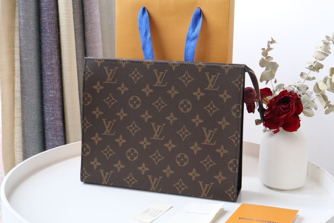 Louis Vuitton Monogram Pochette Voyage MM - Brown Canvas Luxury Clutch Bag