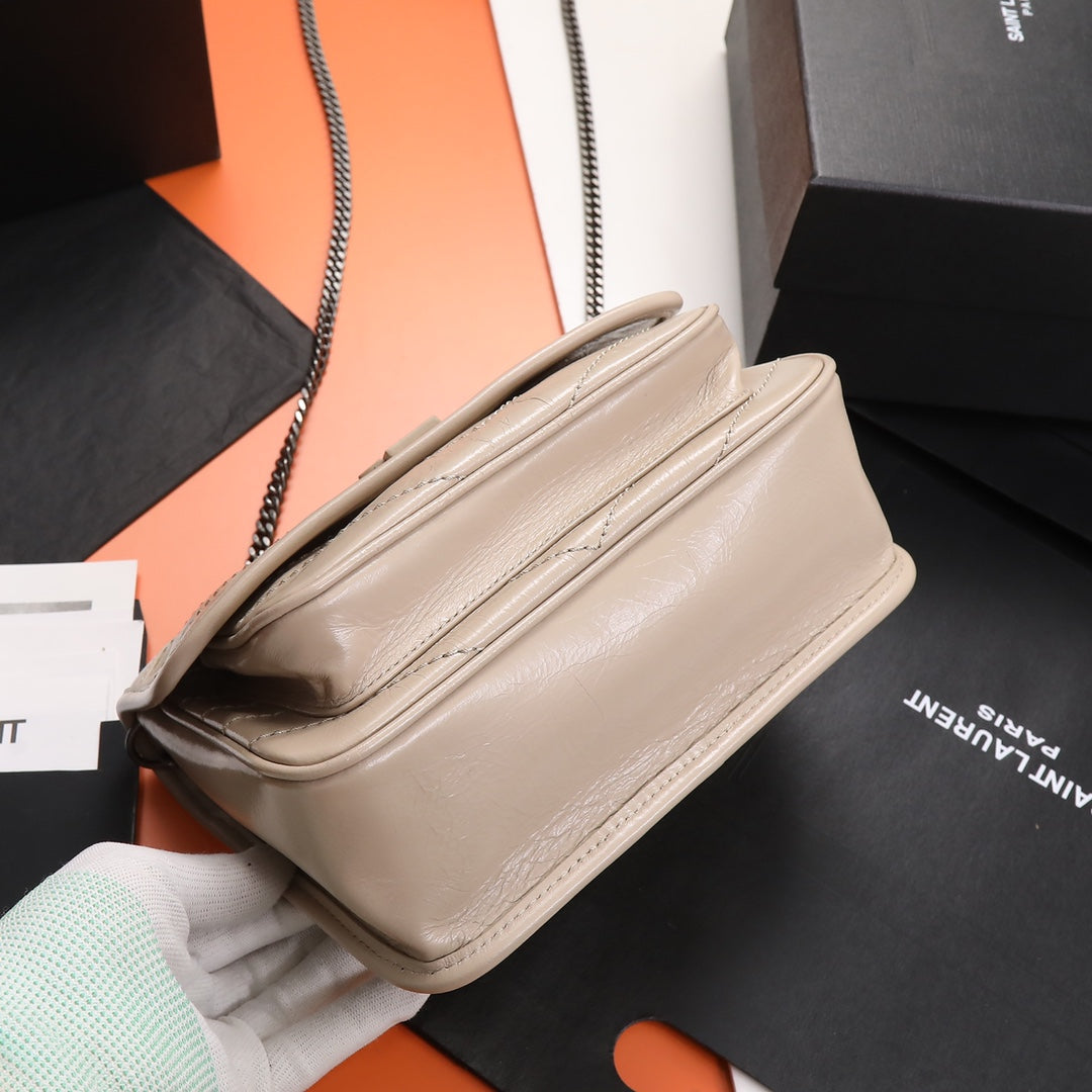 Saint Laurent Niki Quilted Leather Chain Shoulder Bag - Beige