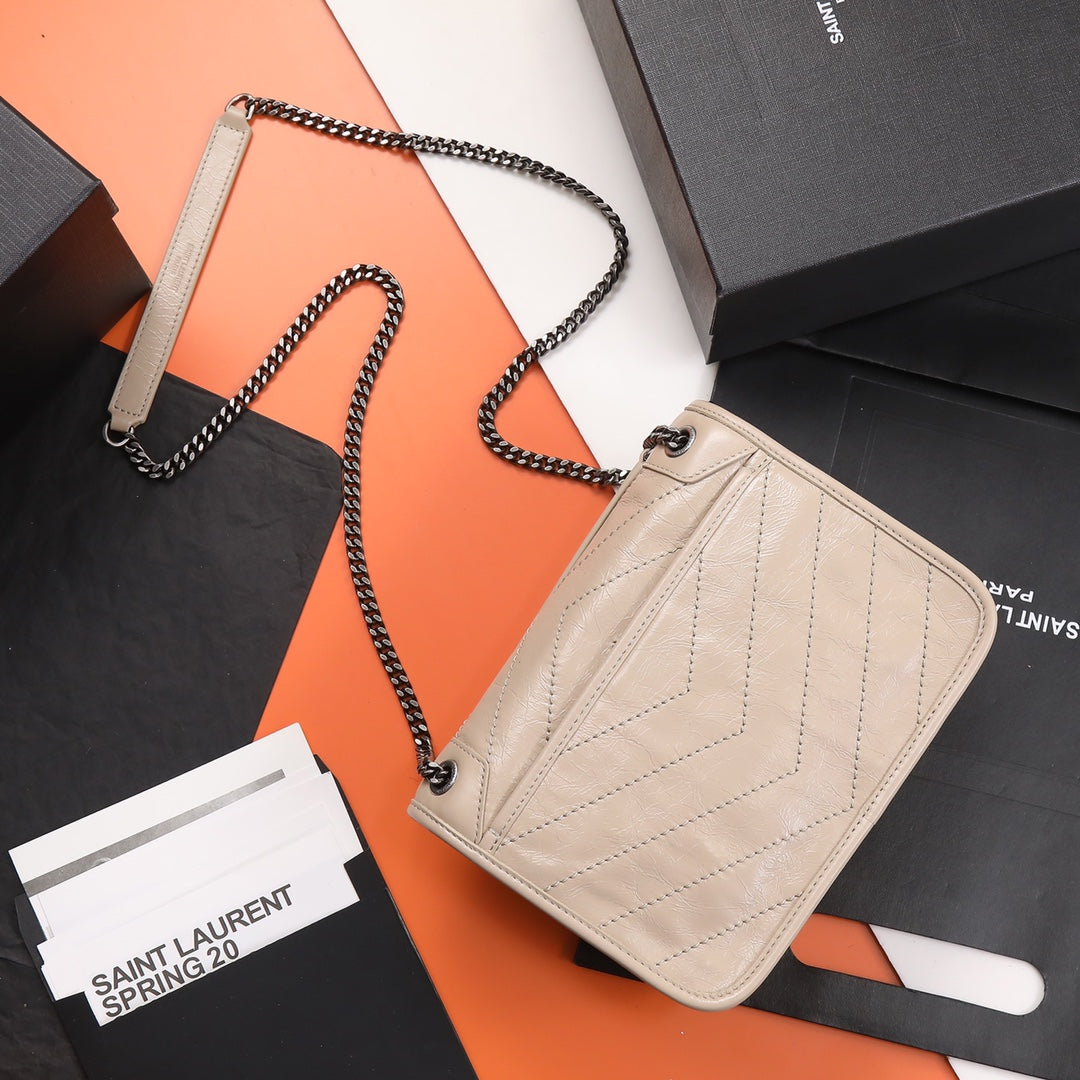 Saint Laurent Niki Quilted Leather Chain Shoulder Bag - Beige