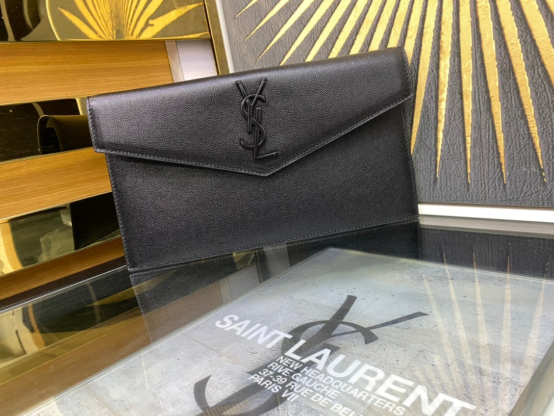 Saint Laurent Uptown Pouch in Grain de Poudre Embossed Leather - Black