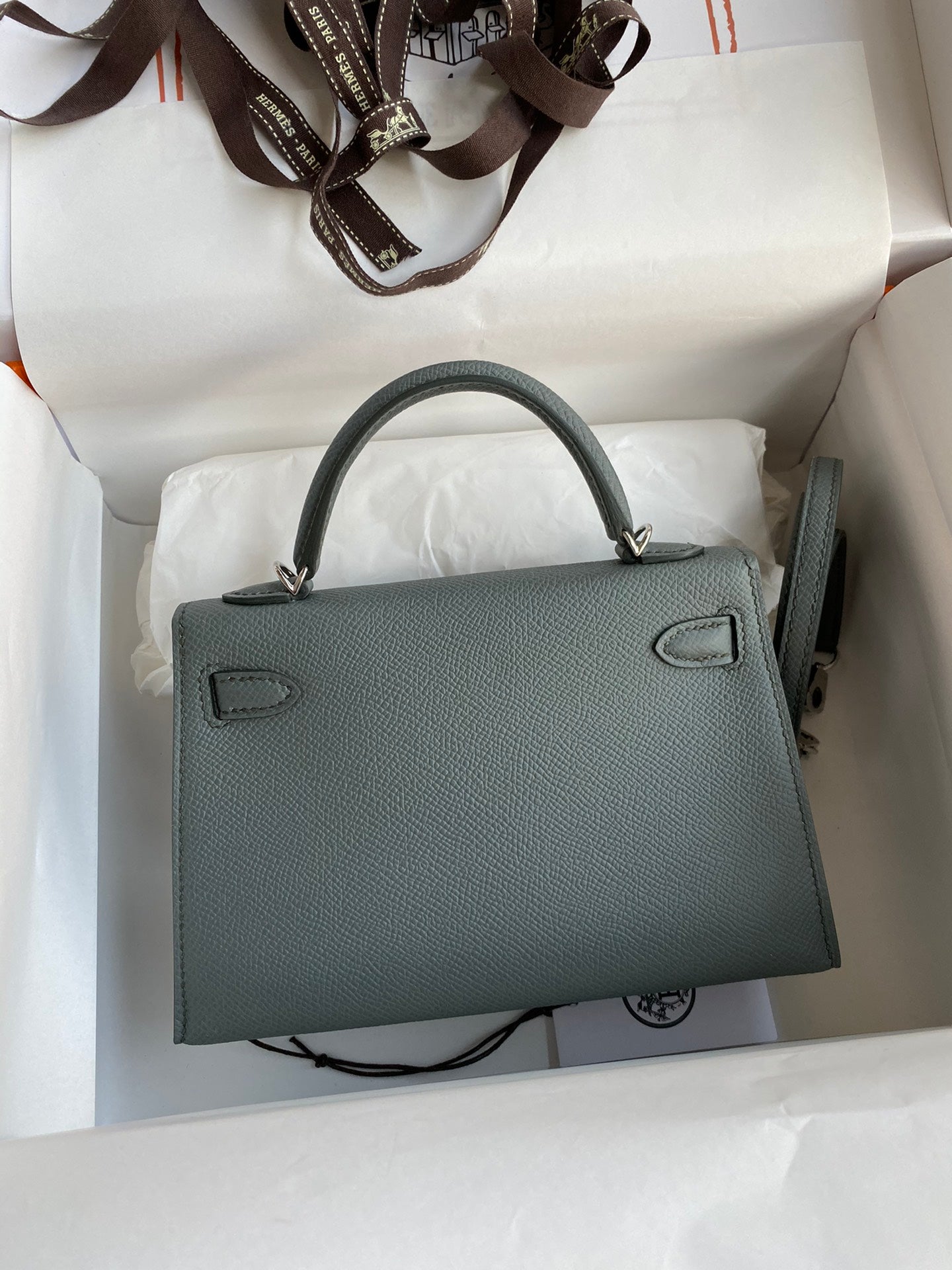 Hermès Kelly 25 Sellier Handbag - Grey Epsom Leather with Palladium Hardware