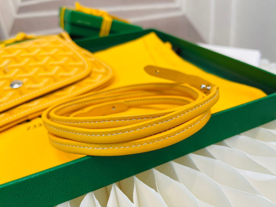 Gogy Yellow Chevron Textured Canvas Flap Shoulder Crossbody Bag