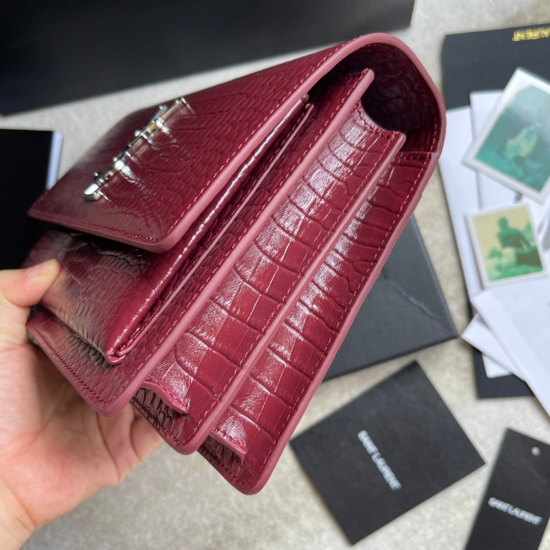 Saint Laurent Sunset Medium Crocodile-Embossed Leather Shoulder Bag - Red