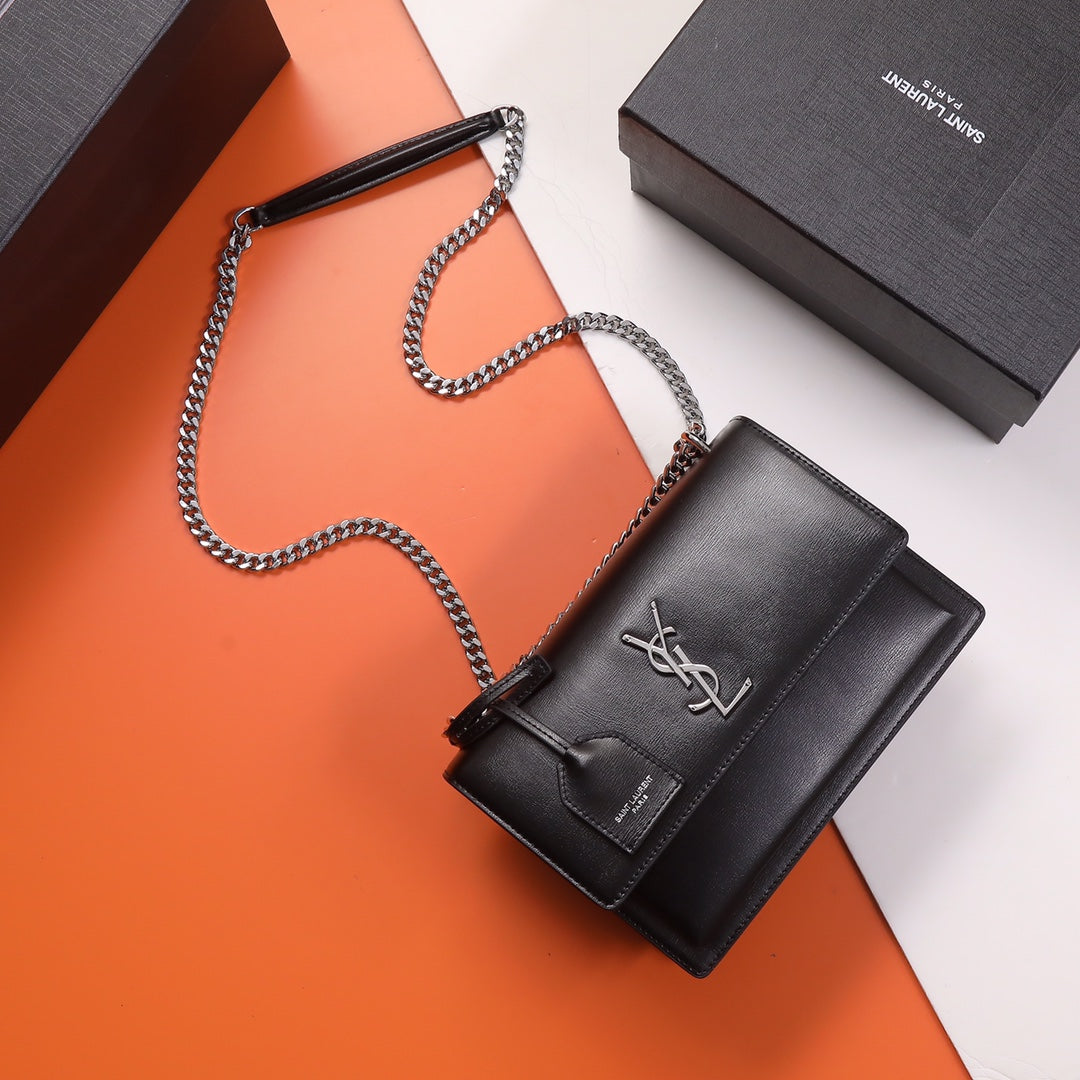 Saint Laurent Sunset Medium Shoulder Bag in Smooth Leather - Black