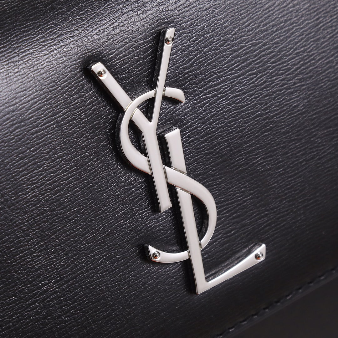 Saint Laurent Sunset Medium Shoulder Bag in Smooth Leather - Black