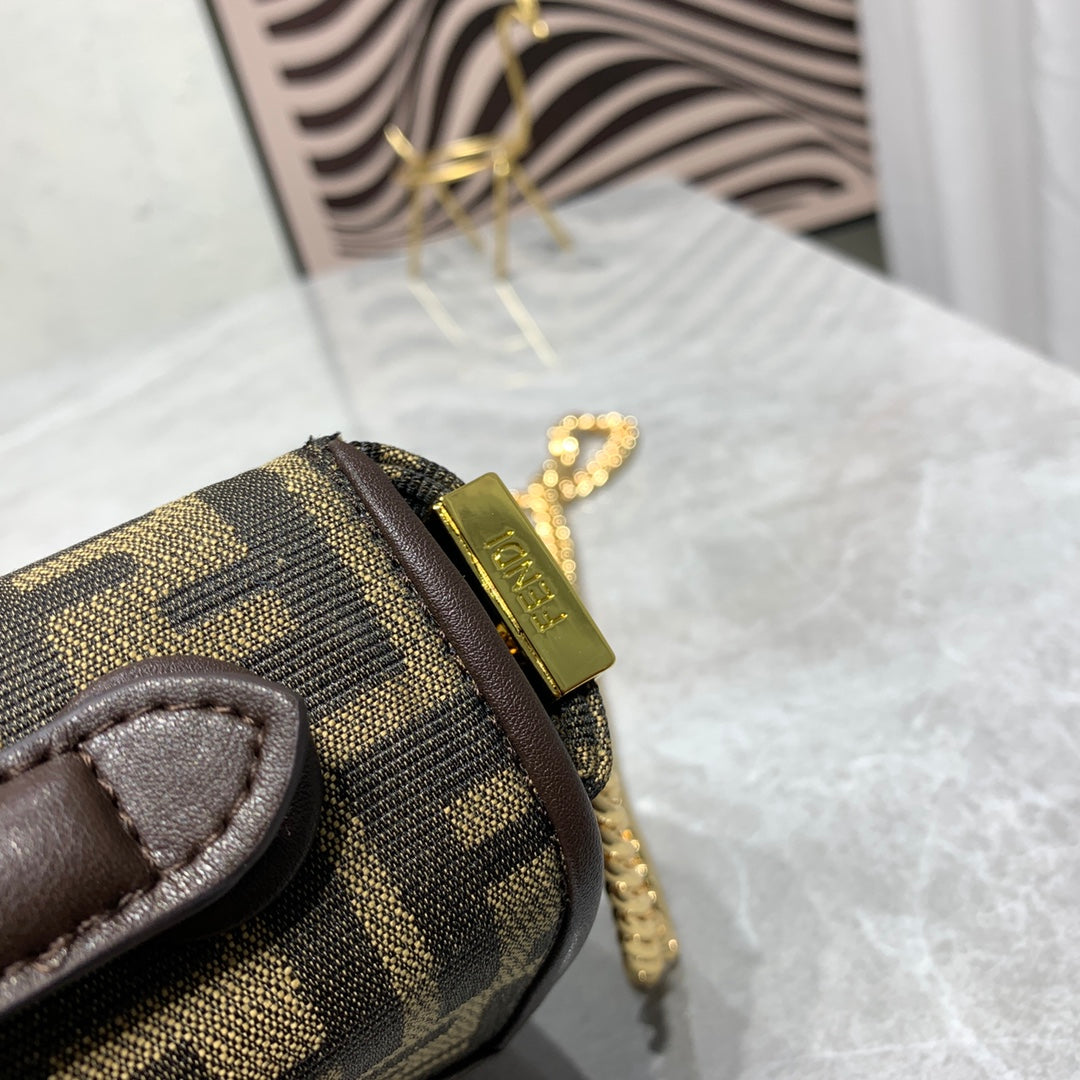 Fendi Baguette FF Monogram Canvas Shoulder Bag - Brown/Gold