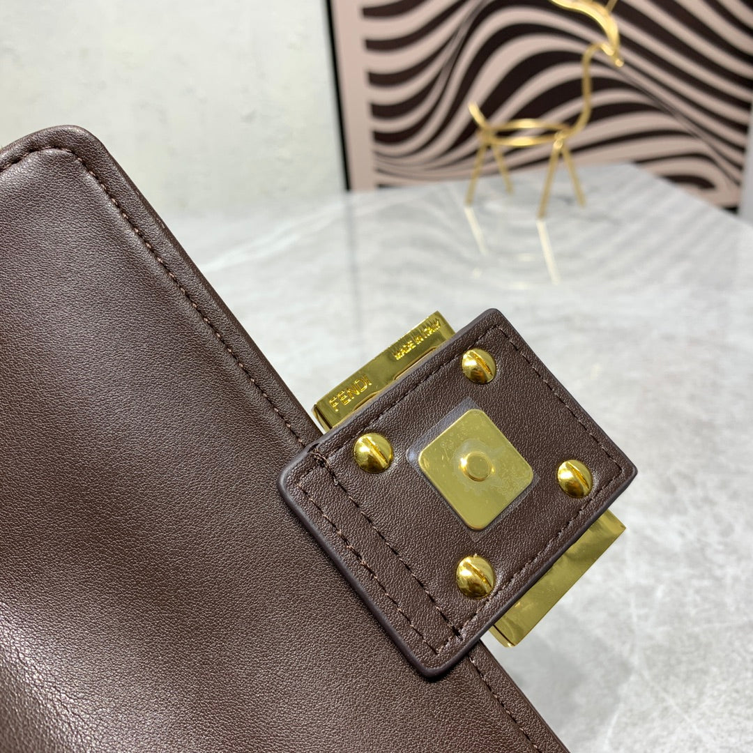 Fendi Baguette FF Monogram Canvas Shoulder Bag - Brown/Gold