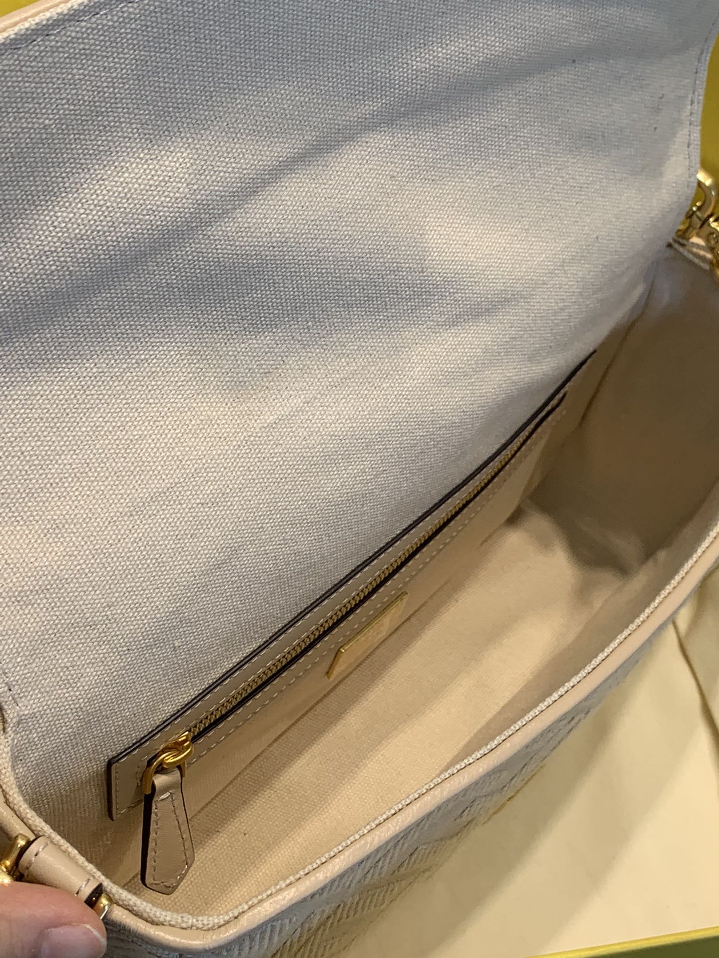 Fendi Baguette Embossed Leather Shoulder Bag - Beige/Cream