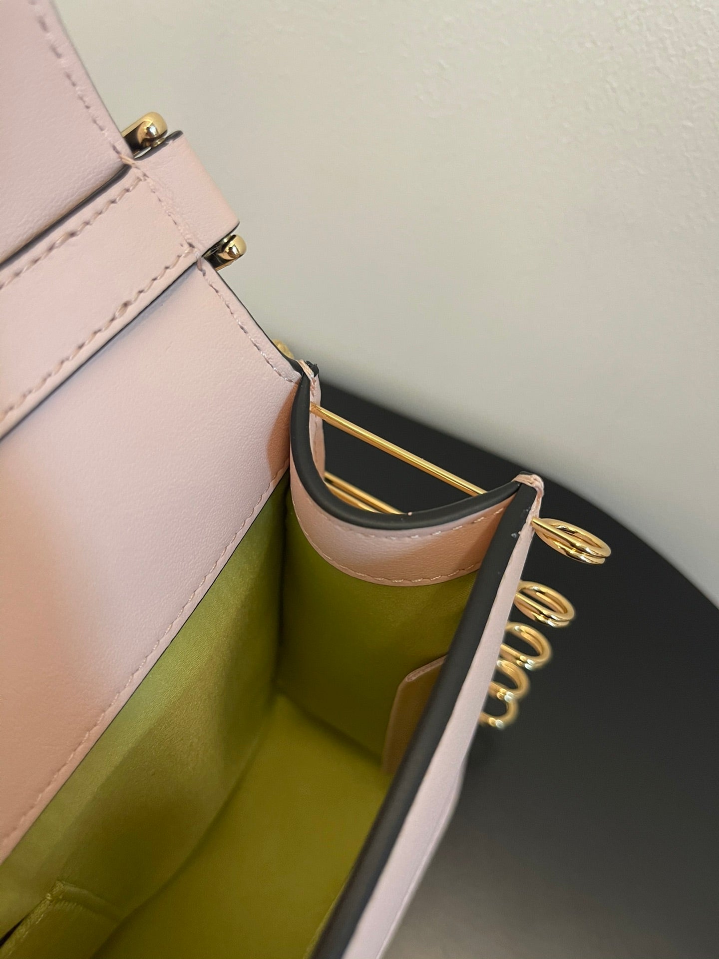 Fendi Baguette Light Pink Leather Shoulder Bag with Gold Hardware