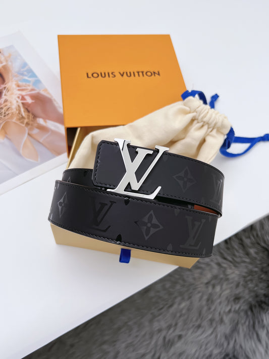 Louis Vuitton LV Initiales 40mm Reversible Belt Monogram Eclipse Canvas Silver Buckle