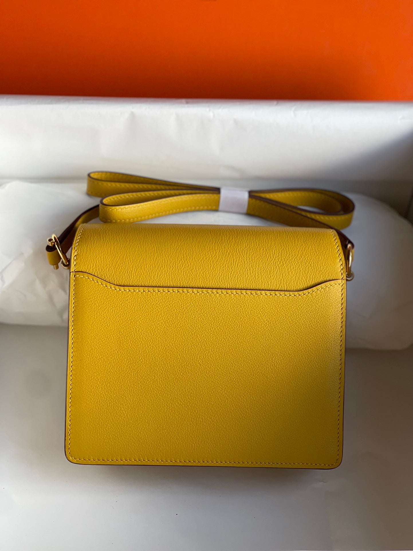 Hermès Roulis 18 Crossbody Bag - Vibrant Yellow Epsom Leather with Gold Hardware
