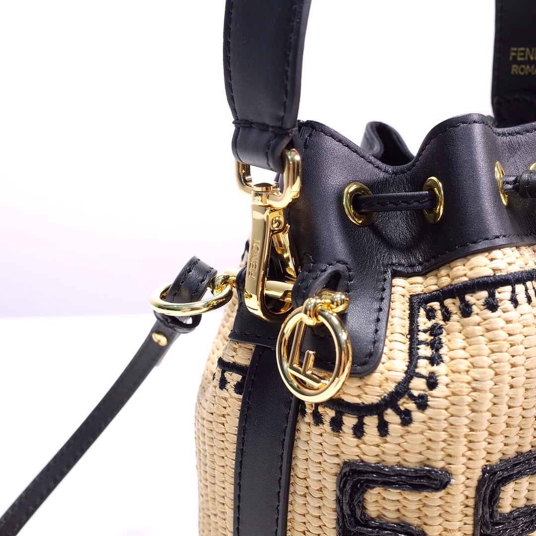 Fendi Mon Tresor Small Straw-Effect Bucket Bag with Logo