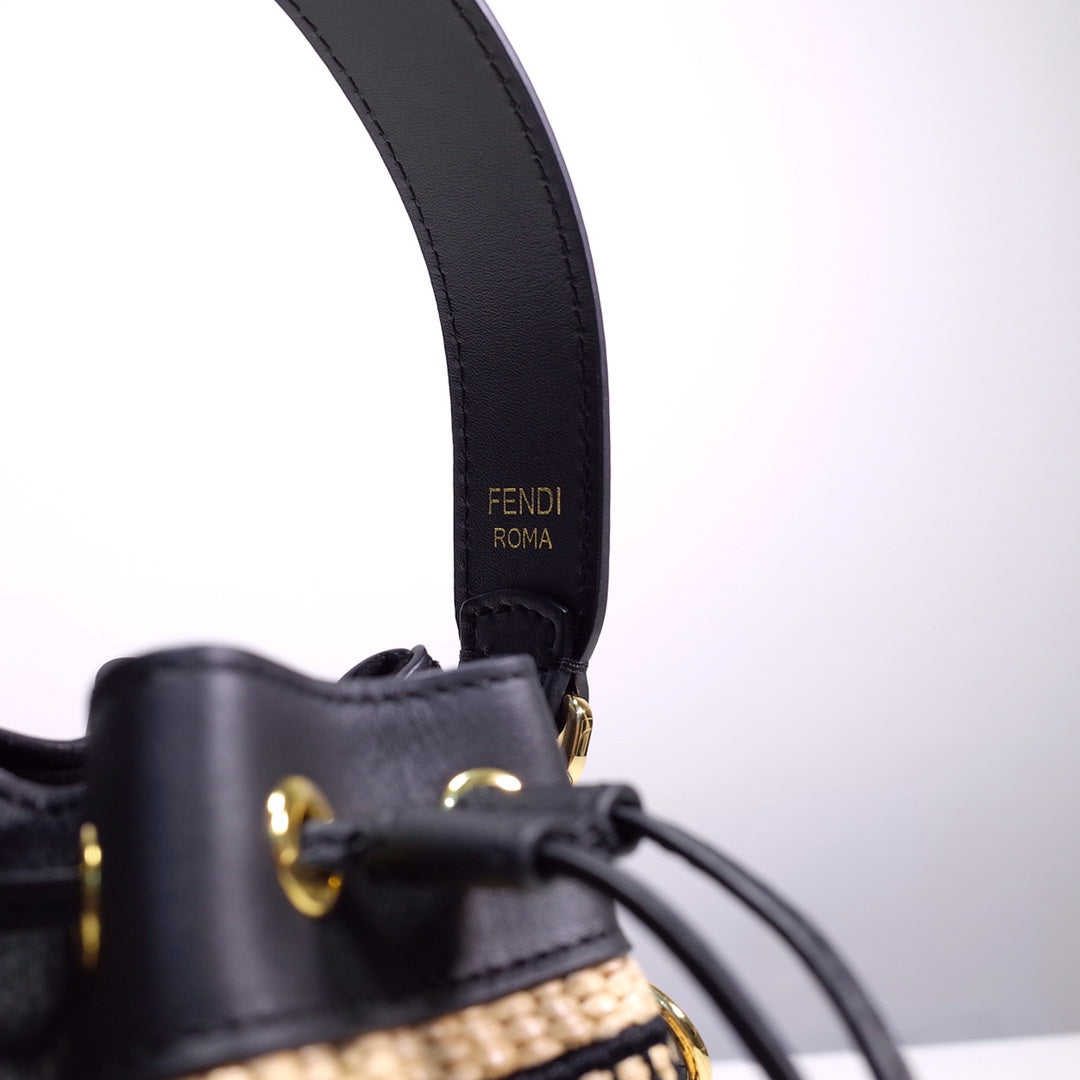 Fendi Mon Tresor Small Straw-Effect Bucket Bag with Logo
