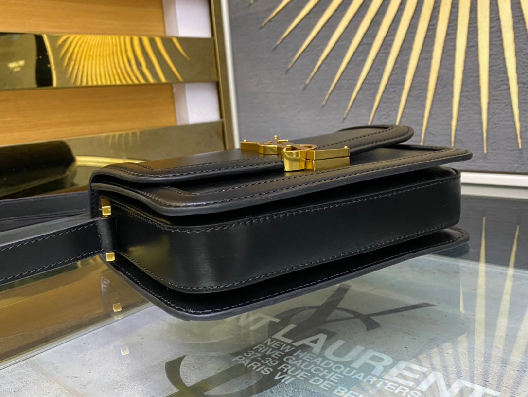 Saint Laurent Solferino Medium Shoulder Bag in Smooth Leather - Black