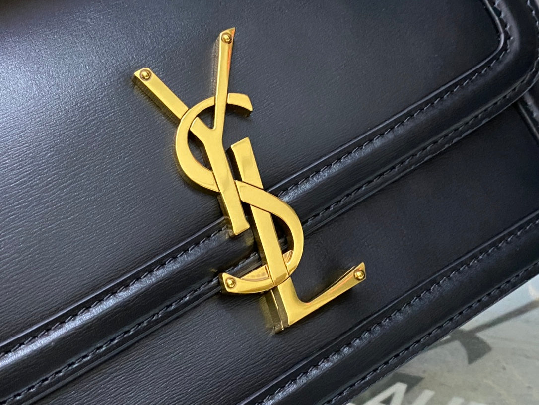 Saint Laurent Solferino Medium Shoulder Bag in Smooth Leather - Black