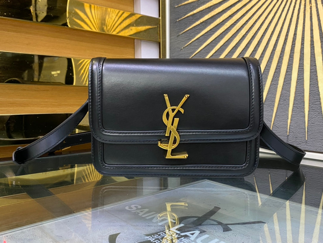 Saint Laurent Solferino Medium Shoulder Bag in Smooth Leather - Black