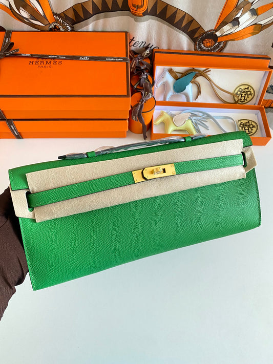 Hermès Kelly Cut Clutch Bag Menthe Green Swift Leather with Gold Hardware