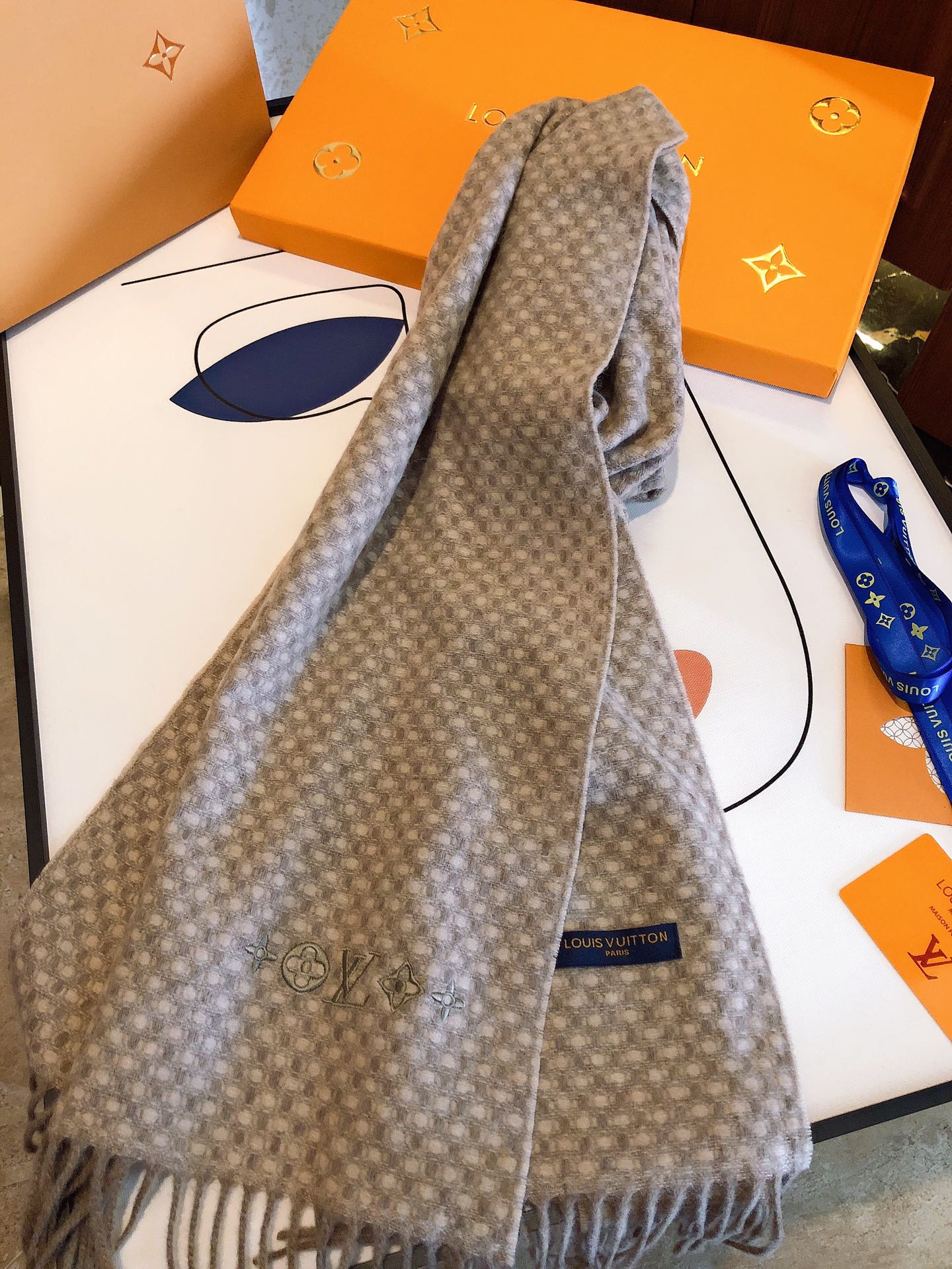Unisex Beige Checkered Winter Scarf with Fringed Edges - Classic Soft Warm Neck Wrap