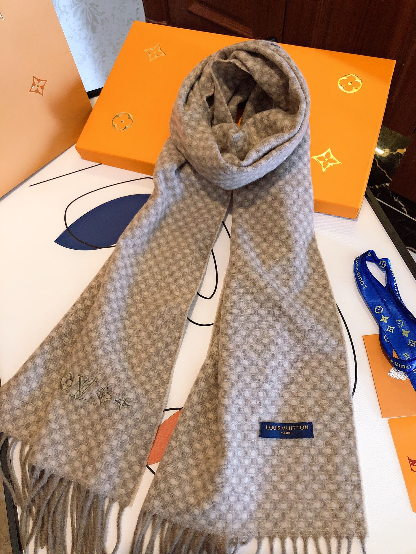 Unisex Beige Checkered Winter Scarf with Fringed Edges - Classic Soft Warm Neck Wrap